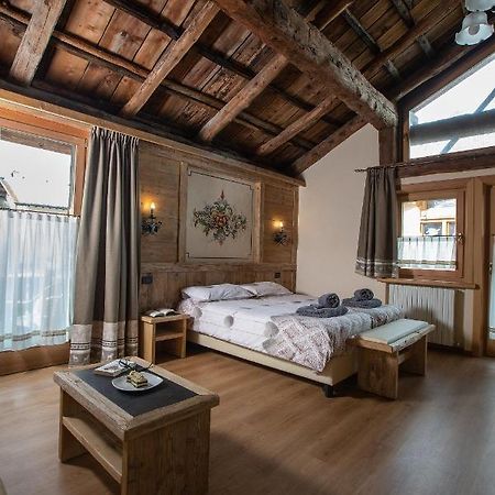 La Grolla Rooms & Apartments Livigno Exterior photo